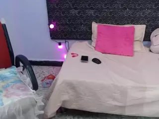 sweet-SharonLie's Live Sex Cam Show