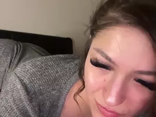 xokenziexo's Live Sex Cam Show