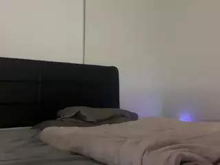 xokenziexo's Live Sex Cam Show