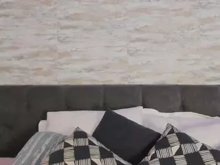 AlishaCuteFace's Live Sex Cam Show