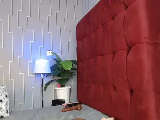 Camila360's Live Sex Cam Show