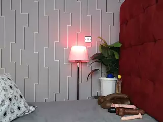 Camila360's Live Sex Cam Show