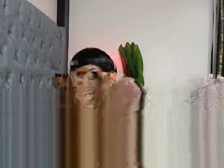 Camila360's Live Sex Cam Show