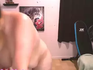 curvymilfshake's Live Sex Cam Show