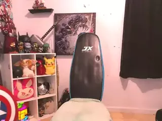 curvymilfshake's Live Sex Cam Show