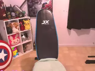 curvymilfshake's Live Sex Cam Show