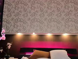 Genne's Live Sex Cam Show