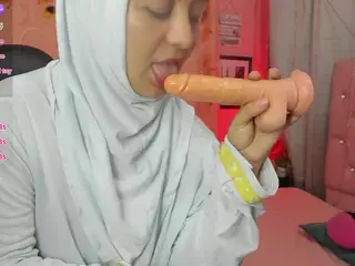 BadraSaadi's Live Sex Cam Show