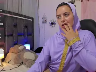 BadraSaadi's Live Sex Cam Show