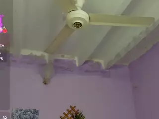 BadraSaadi's Live Sex Cam Show