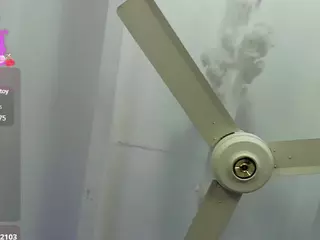 BadraSaadi's Live Sex Cam Show
