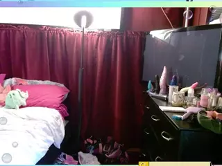 JuniperRen's Live Sex Cam Show