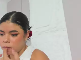 kenia28's Live Sex Cam Show