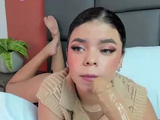 kenia28's Live Sex Cam Show