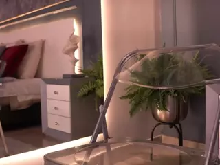 EVA MORETIII's Live Sex Cam Show