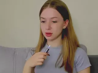 Kathrynn18's Live Sex Cam Show