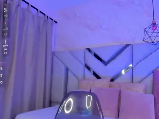 Kellyy-Cooper's Live Sex Cam Show