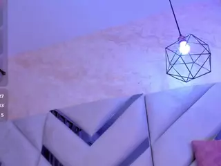 Kellyy-Cooper's Live Sex Cam Show