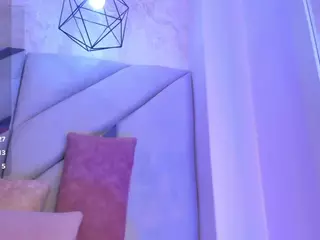 Kellyy-Cooper's Live Sex Cam Show