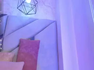 Kellyy-Cooper's Live Sex Cam Show