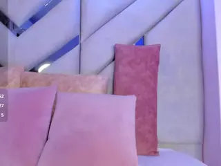 Kellyy-Cooper's Live Sex Cam Show