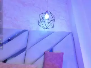 Kellyy-Cooper's Live Sex Cam Show