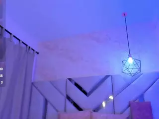 Kellyy-Cooper's Live Sex Cam Show