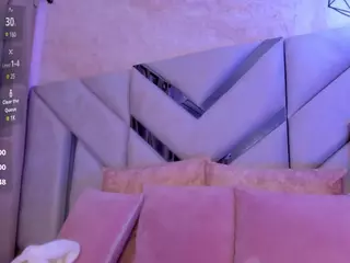 Kellyy-Cooper's Live Sex Cam Show
