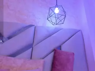 Kellyy-Cooper's Live Sex Cam Show