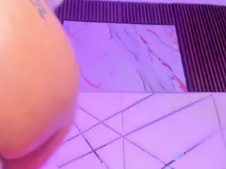 PerfectBigAss's Live Sex Cam Show