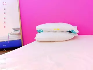 Softcutegirl's Live Sex Cam Show