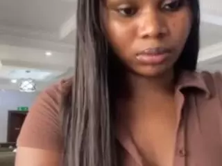 bellaann's Live Sex Cam Show