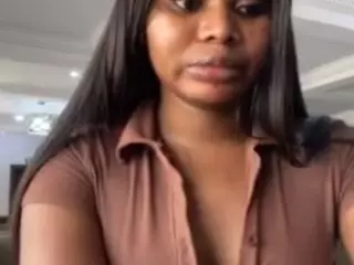 bellaann's Live Sex Cam Show