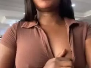 bellaann's Live Sex Cam Show