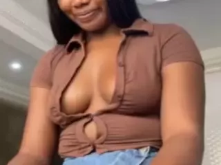 bellaann's Live Sex Cam Show