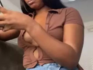 bellaann's Live Sex Cam Show