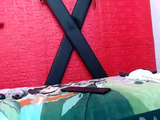 SOPHIIA18LINAA15678's Live Sex Cam Show