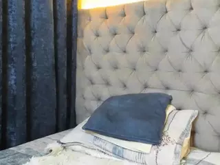 Alanna-Jonnes's Live Sex Cam Show