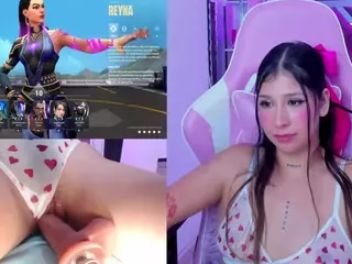 BellyRouse's Live Sex Cam Show