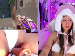 BellyRouse's Live Sex Cam Show