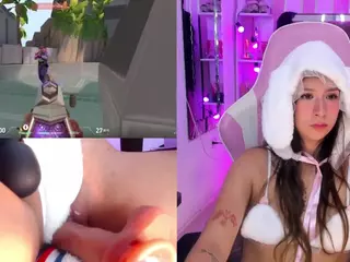 BellyRouse's Live Sex Cam Show