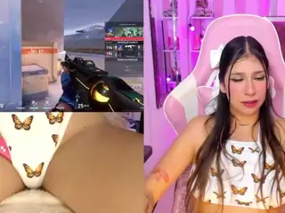 BellyRouse's Live Sex Cam Show