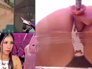 BellyRouse's Live Sex Cam Show