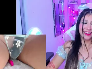 BellyRouse's Live Sex Cam Show