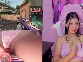 BellyRouse's Live Sex Cam Show