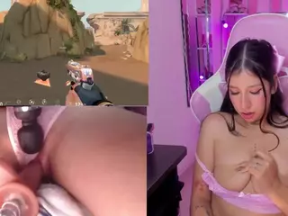 BellyRouse's Live Sex Cam Show
