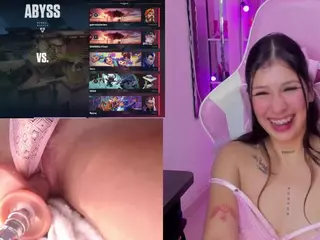 BellyRouse's Live Sex Cam Show