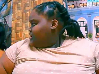 EbonyHotBuns's Live Sex Cam Show