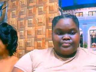 EbonyHotBuns's Live Sex Cam Show