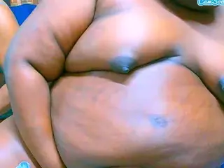 EbonyHotBuns's Live Sex Cam Show